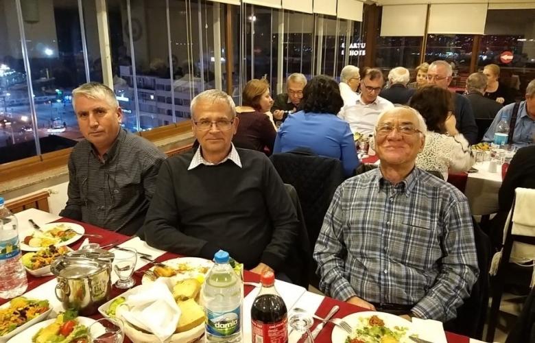 ÇANAKKALE SERAMİK FABRİKALARININ EMEKLİ YÖNETİCİLERİ GELENEĞİ SÜRDÜRÜYOR