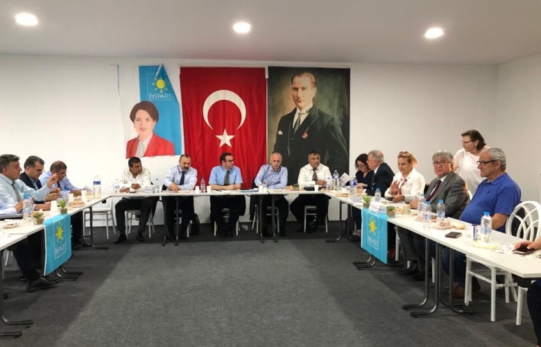 UZ: "KADROLARIMIZ İLE HAZIRIZ, AVRUPA’DA BİRİNCİ PARTİ OLACAĞIZ"
