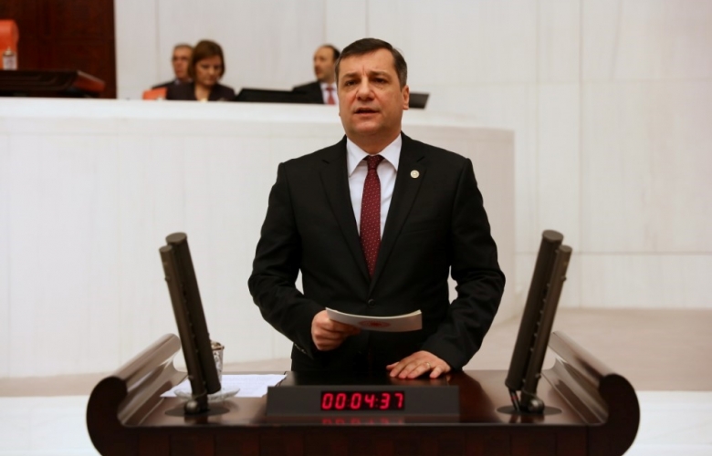 CEYLAN "ATATÜRK, ULUSUMUZUN HİÇBİR ZAMAN SÖNMEYECEK IŞIĞIDIR"