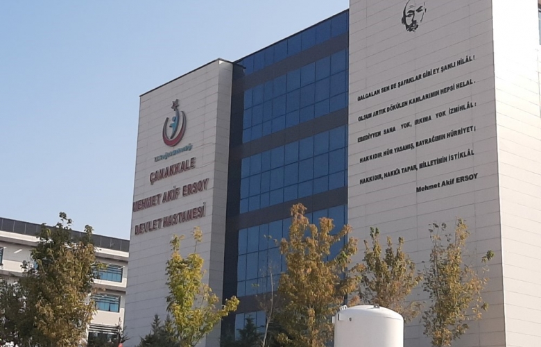 CORONAVİRÜSLÜ HASTALARIN MUAYNE EDİLDİĞİ ALANLAR ULTROVİOLE IŞINLARI ILE DEZENFEKTE EDİLİYOR