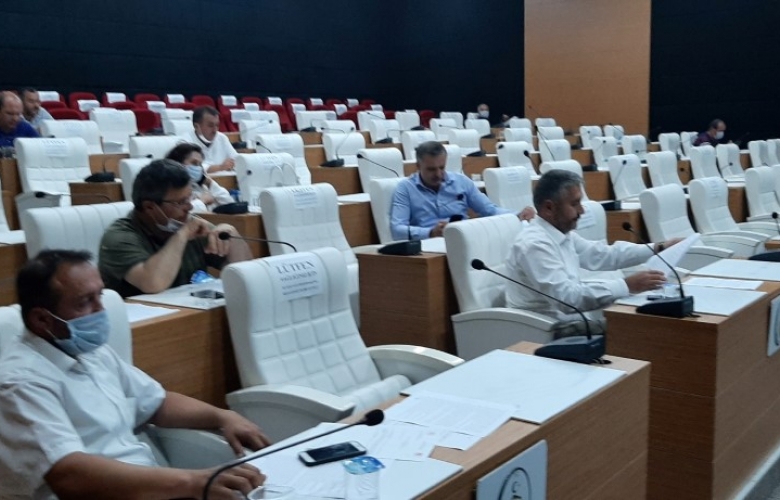 CHP' Lİ İL GENEL MECLİSİ ÜYELERİ MECLİS SALONUNU TERK ETTİ