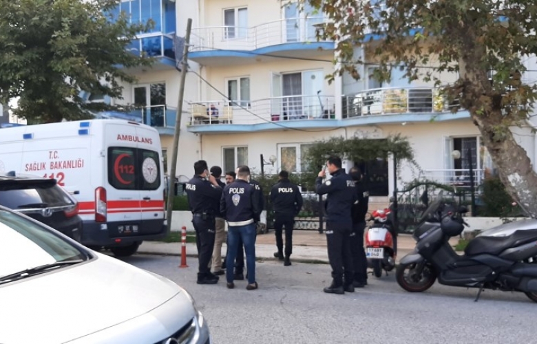 BAŞINA DAYADIĞI SİLAHI ATEŞLEDİ