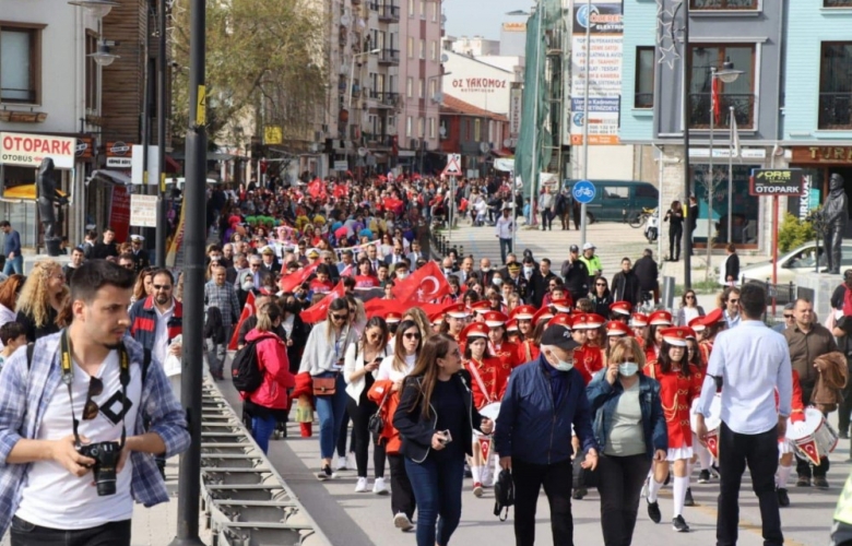 23 NİSAN COŞKUMUZ ÇANAKKALE SOKAKLARINA SIĞMADI