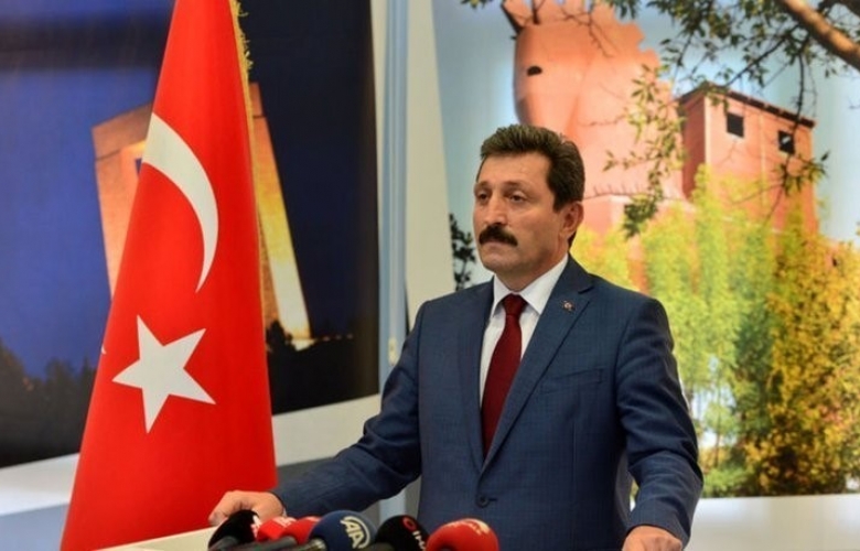 VALİ ORHAN TAVLI'DAN "ANNELER GÜNÜ" MESAJI