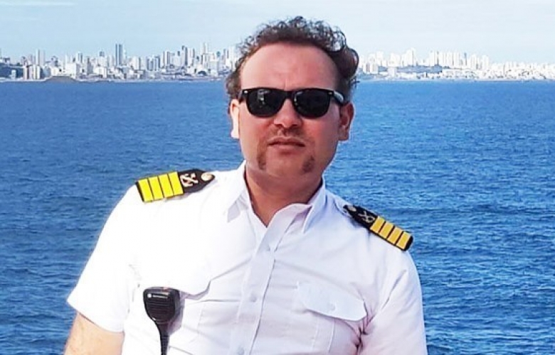 KAPTAN ARSOY'UN AİLESİ İYİ HABER BEKLİYOR           