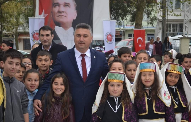 BAYRAM'DAN ANLAMLI ÇAĞRI "BİRLİKTE BU ÇOCUKLARIMIZA IŞIK OLABİLİRİZ"