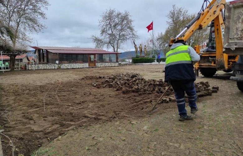 AYVACIK BELEDİYESİ ATATÜRK KÜLTÜR PARKI’NI YENİLİYOR