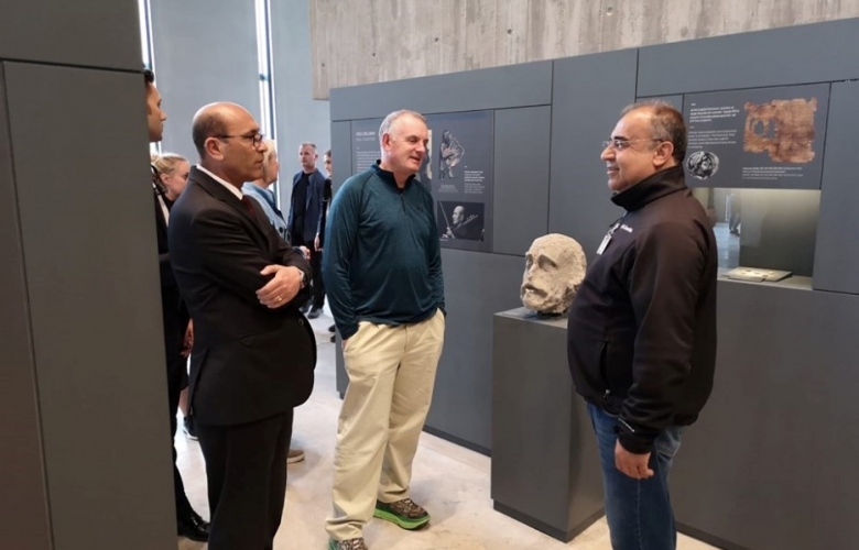 Yeni Zelanda Meclis Başkanı Troya’da