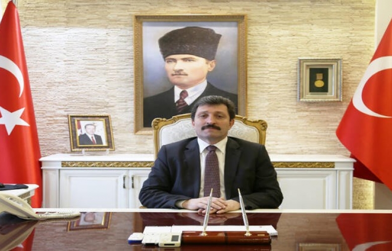 VALİ TAVLI ÇANAKKALE' YE YAYIMLADIĞI MESAJ İLE VEDA ETTİ