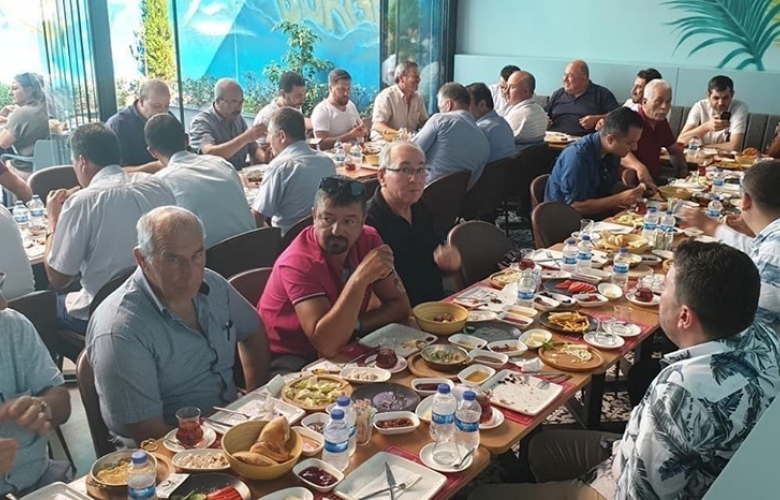 ESNAF ODALARI BAŞKANLARI BİGA'DA SORUNLARI DİNLEDİ