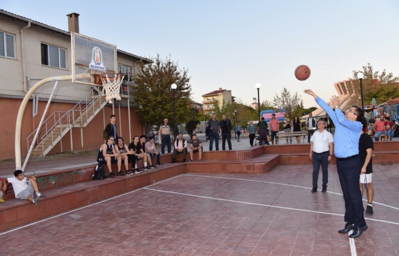 İLK ATIŞI BAŞKAN BÜLENT ÖZ YAPTI