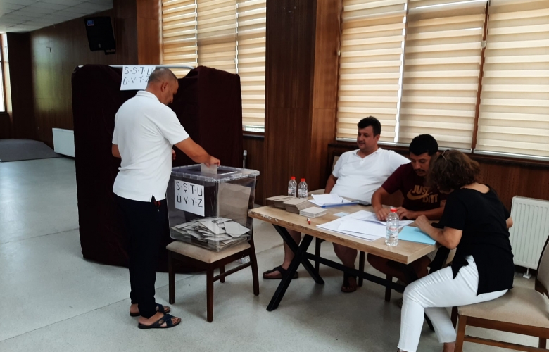 BARBAROS MAHALLESİNDE BEYAZ LİSTE 97 DELEGEYİ KAZANDI