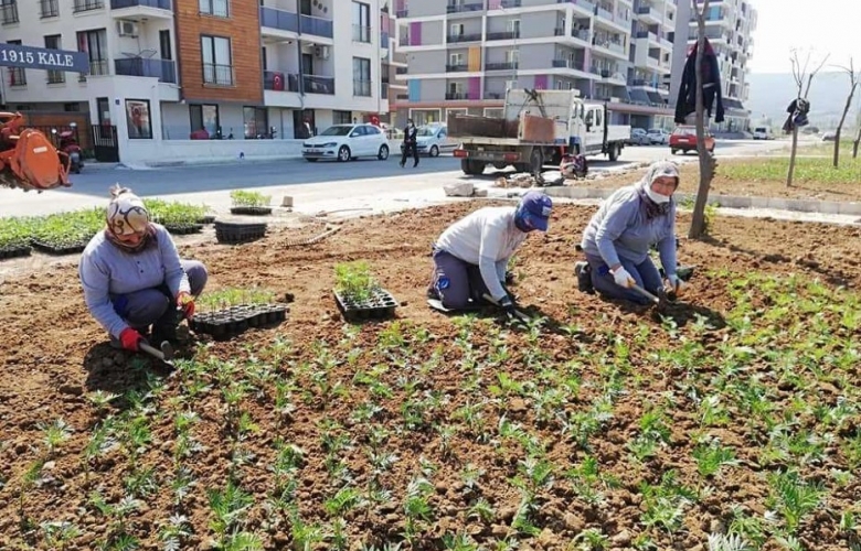 ÇANAKKALE BELEDİYESİ YENİ YERLEŞİM BÖLGESİNDE ÇALIŞMALARINI SÜRDÜRÜYOR