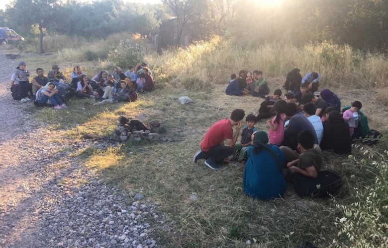 GÖÇMENLER VE ORGANİZATÖRLERİ YAKALANDI