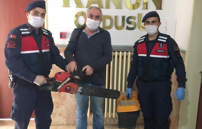 HIRSIZLAR JASAT’ TAN KAÇAMADILAR