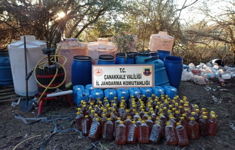 ÇANAKKALE JANDARMA EKİPLERİNDEN KAÇAK ALKOL OPERASYONU