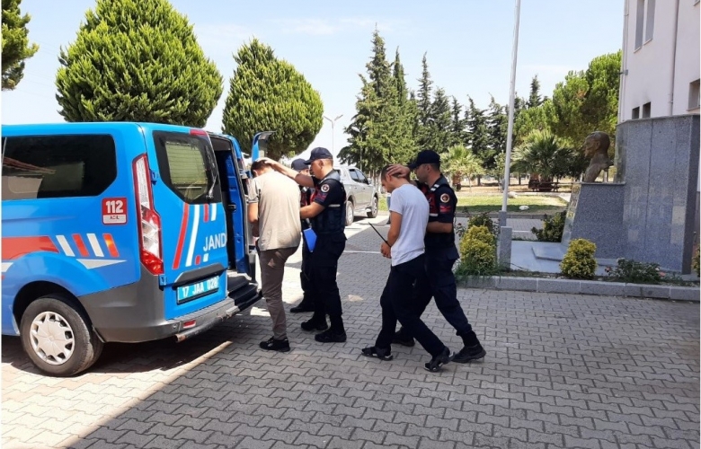 FETÖ TERÖR ÖRGÜTÜ ÜYESİ 2 ŞAHIS EZİNE TAVAKLI İSKELESİ SAHİLİNDE YAKALANDI