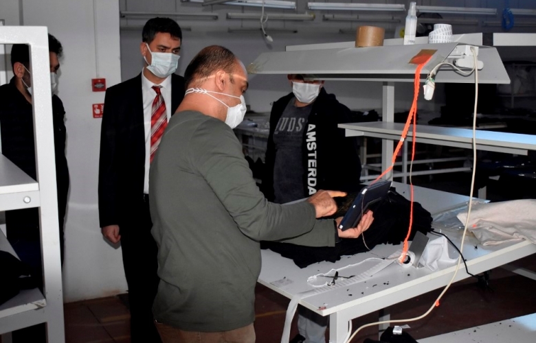 İŞKUR İL MÜDÜRÜ VEKİLİ YAVUZ’DAN, KONFEKSİYON FİRMALARINI ZİYARET ETTİ