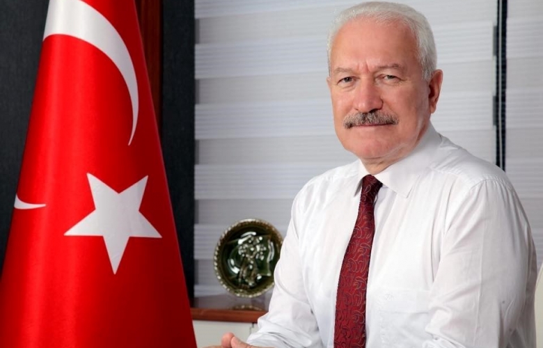 YILMAZ “ALDIĞIMIZ TEDBİRLER İLE CORONAVİRÜSÜ LAPSEKİ’ YE SOKMADIK “