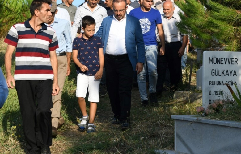 TURAN,BAYRAM NAMAZINI ŞEVKETİYE  KÖYÜNDE KILDI