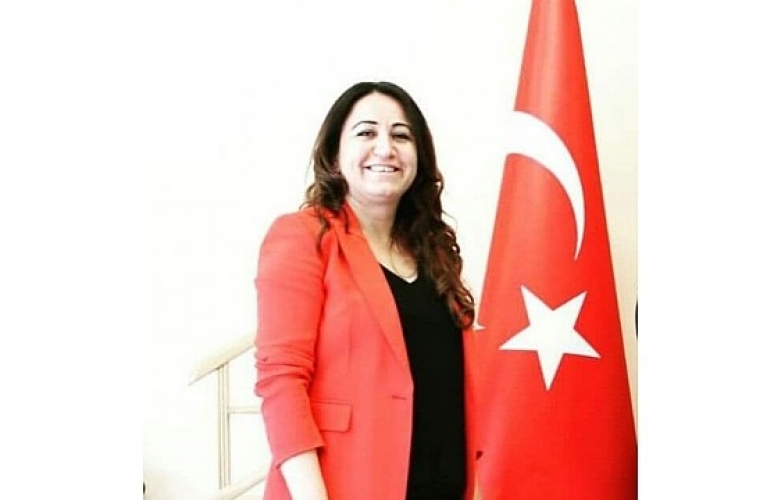 ÜSTÜN “SİZDE DAĞDAKİ AĞABABALARINIZ GİBİ İĞRENÇSİNİZ”