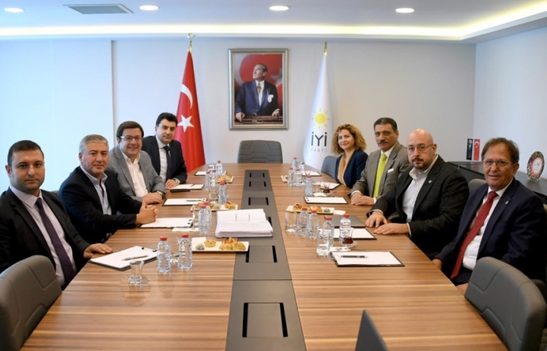 CHP VE İYİ PARTİ HEYETLERİ BİR ARAYA GELDİ
