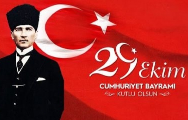 ÖĞRENCİLER VE ÖĞRETMENLER 29 EKİM KLİBİ ÇEKTİ 