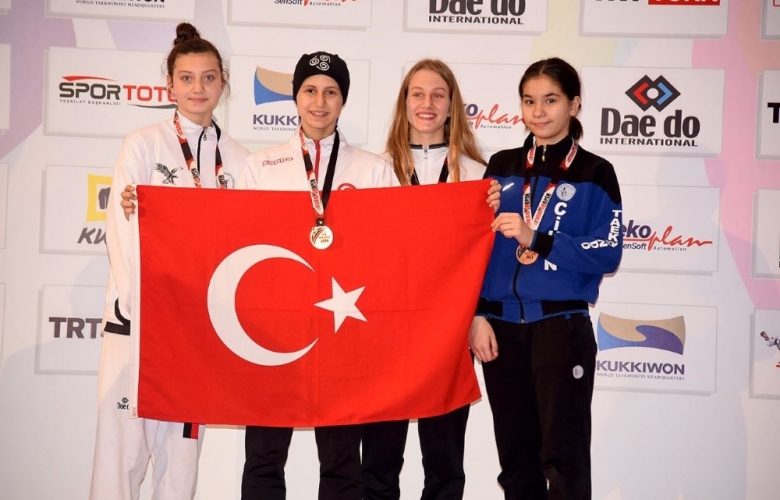 ÇANAKKALE TAEKWONDOSU 2019 YILINDADA ALTIN YILINI YAŞADI