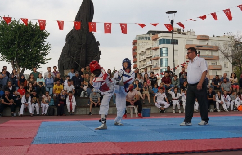 15 TEMMUZ ŞEHİTLERİ TAEKWONDO ŞAMPİYONASI İLE ANILDI