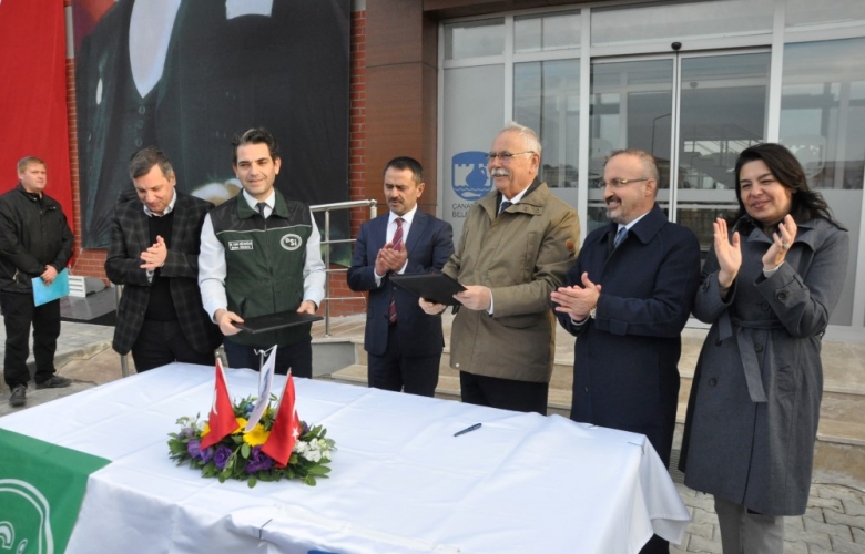 ÖĞLE BİR TESİS YAPTILAR Kİ  ÇANAKKALE  2040 YILINA KADAR İÇME SUYU SORUNU YAŞAMAYACAK