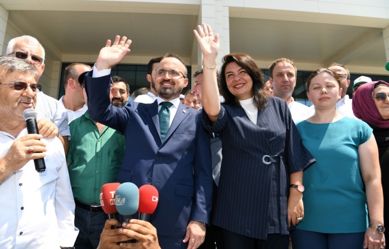 TURAN VE İSKENDEROĞLU’NDAN 8 MART DÜNYA KADINLAR GÜNÜ MESAJI