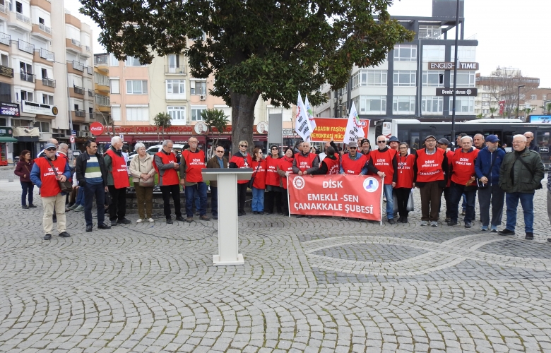 DİSK Emekli-Sen: "Her Bayramı Daha da Yoksul Karşılıyoruz"