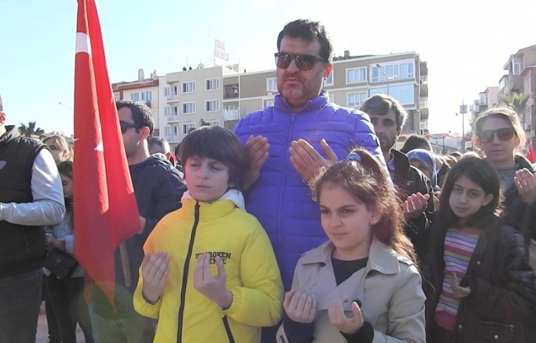 ÇANAKKALE İDLİB ŞEHİTLERİ İÇİN YÜRÜDÜ