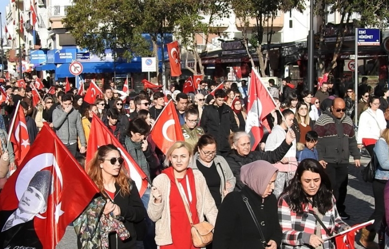 ÇANAKKALE İDLİB ŞEHİTLERİ İÇİN YÜRÜDÜ 