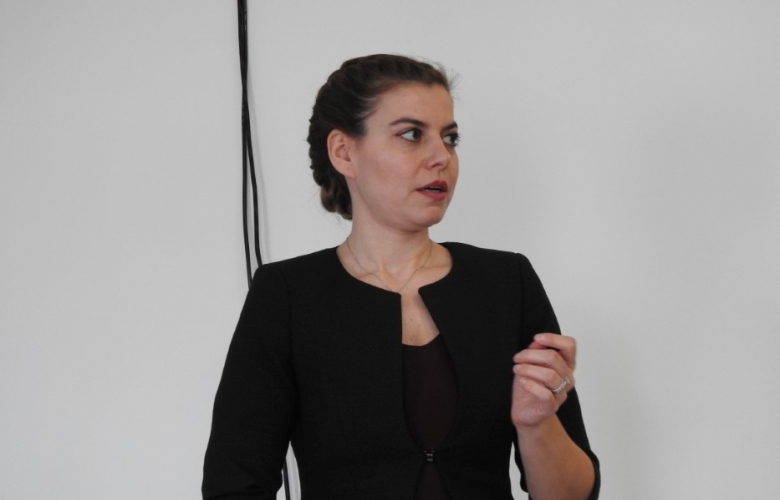 OKAN “ TEMASTAN KAÇINALIM, SIK SIK ELLERİMİZİ YIKAYALIM”