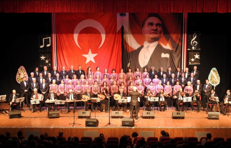 ÇANAKKALE İL KÜLTÜR MÜDÜRLÜĞÜ TÜRK SANAT MÜZİĞİ KOROSUNDAN MÜHTEŞEM FİNAL KONSERİ