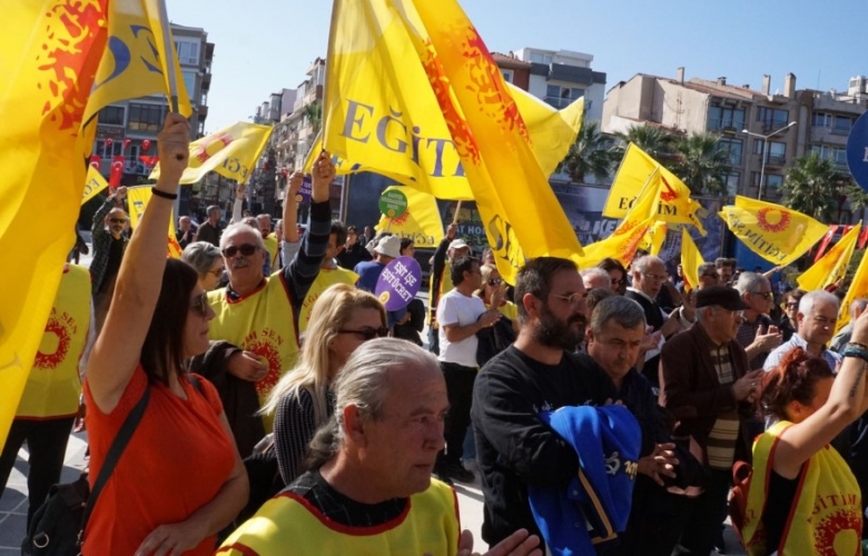 “ÖĞRETMENLİK MESLEK KANUNU YENİDEN DÜZENLENSİN” DİYE İŞ BIRAKTILAR