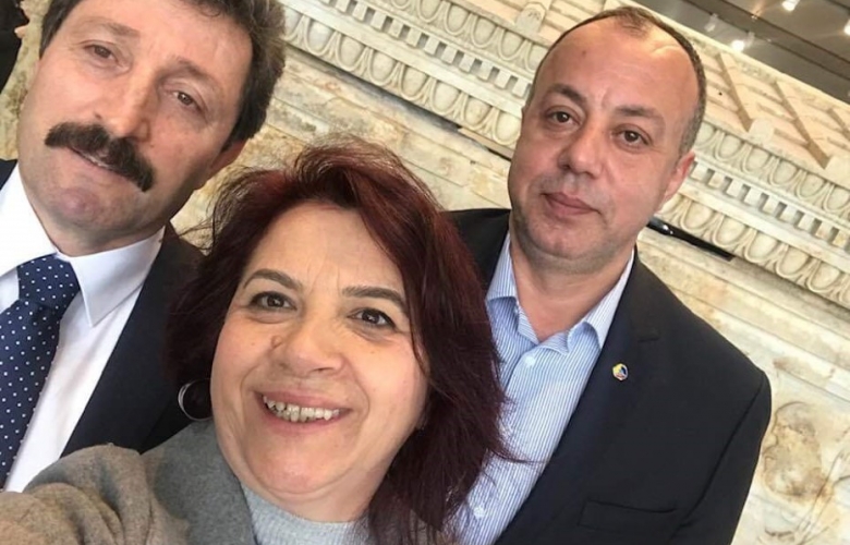 MÜZEDE SELFİE VAR 