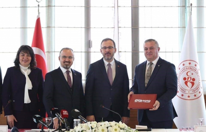 GENÇLİK VE SPOR BAKANLIĞINDAN ÇANAKKALE' YE 32 MİLYON LİRALIK YATIRIM