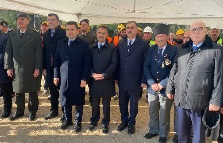 ÇANAKKALE SAVAŞLARI'NDA ŞEHİT OLAN AZERBAYCANLI ASKERLERİN ANISI TARİHİ YARIMADA'DA YAŞAYACAK 