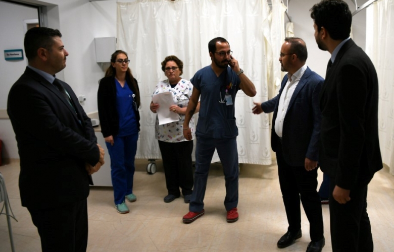 TURAN “İNSAN CANINA DOKUNAN, ŞİFAYA ARACILIK EDEN SAĞLIK ÇALIŞANLARIMIZ ÖNEMLİ BİR GÖREVİ YERİNE GETİRİYOR”