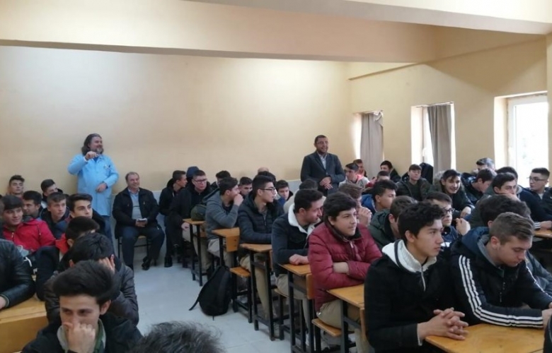 ÖZGÖREN " GELECEĞİN ÖNEMLİ SEKTÖRLERİNDEN  BİRİ " ALTERNATİF ENERJİ SİSTEMLERİ" OLACAK