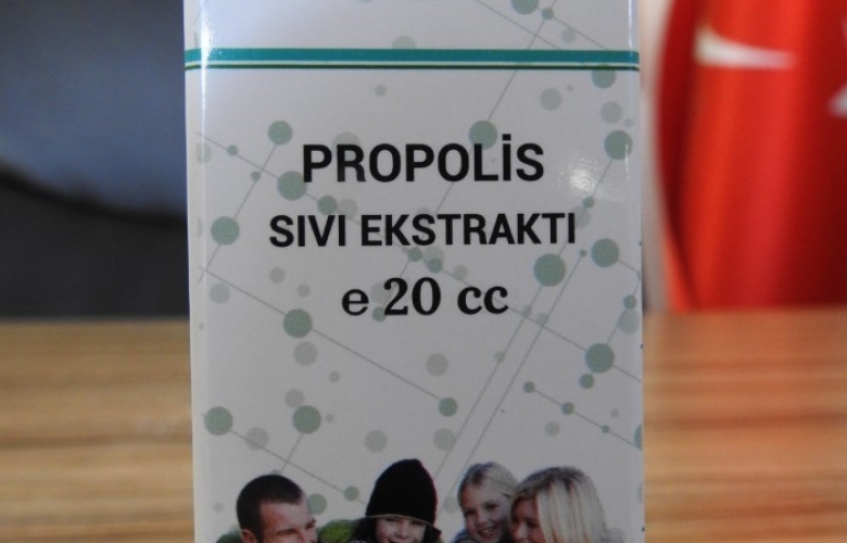 İLERİ “PROPOLİS VÜCÜDU VİRÜS VE MİKROPLARA KARŞI KORUYARAK KALKAN GÖREVİ YAPIYOR”