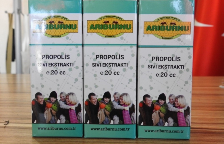 İLERİ “PROPOLİS VÜCÜDU VİRÜS VE MİKROPLARA KARŞI KORUYARAK KALKAN GÖREVİ YAPIYOR”