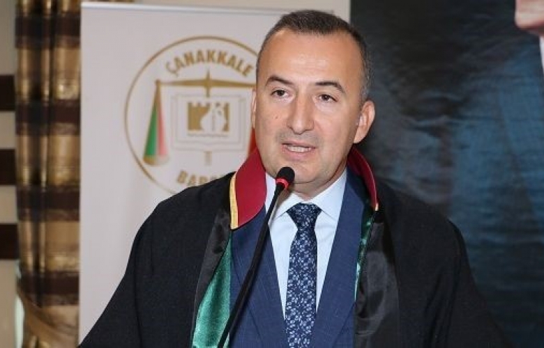 ŞARLAN “DURUŞMALARIMIZA TEKRAR GİREBİLMEMİZ İÇİN, LÜTFEN ŞİMDİ EVİMİZE GİRELİM.”