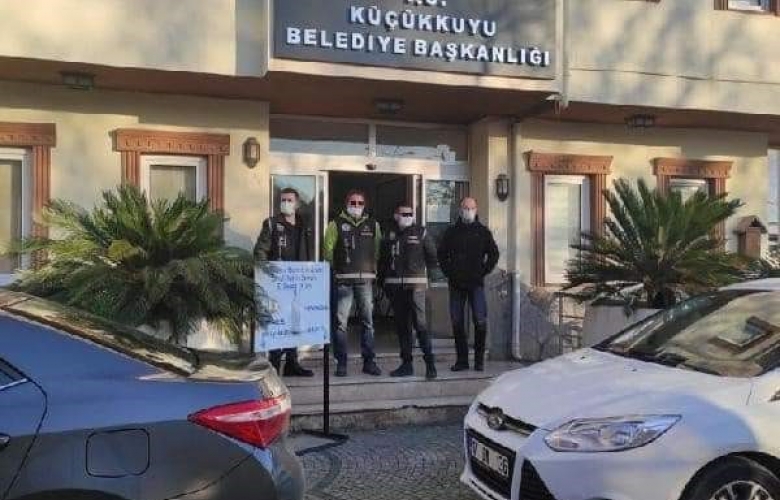 BALKAN VE İKİ BELEDİYE PERSONELİ GÖZALTINDA