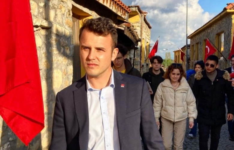 CHP Çanakkale Gençlik Kolları İl Başkanı Güzel Görevinden Ayrıldı