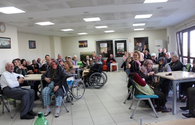 ÇASİAD' DAN  HUZUREVİNE ZİYARET