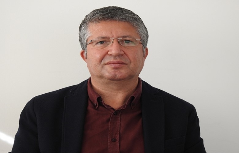 EĞİTİM SEN “İRFAN MUTLUAY YALNIZ DEĞİLDİR”