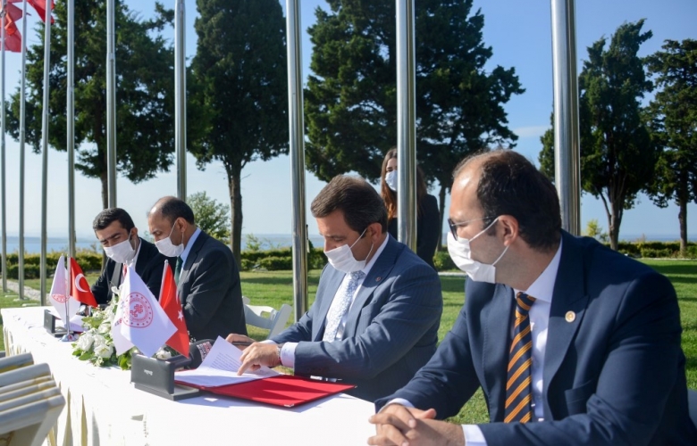 ÇANAKKALE RUHU GELECEK KUŞAKLARA TAŞINIYOR